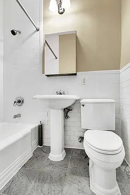 Rented by Cooper & Cooper Real Estate | media 3