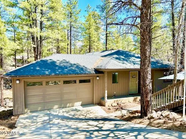 39 E Oak Dr, Munds Park, AZ 86017