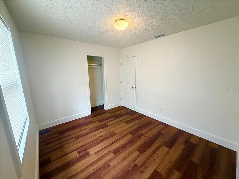 1502 W Grace St — Photo 16