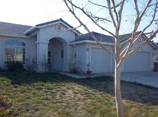 612 Garcia St, Mendota, CA 93640