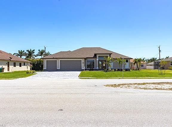 4th image of 2808 Beach Pkwy W
