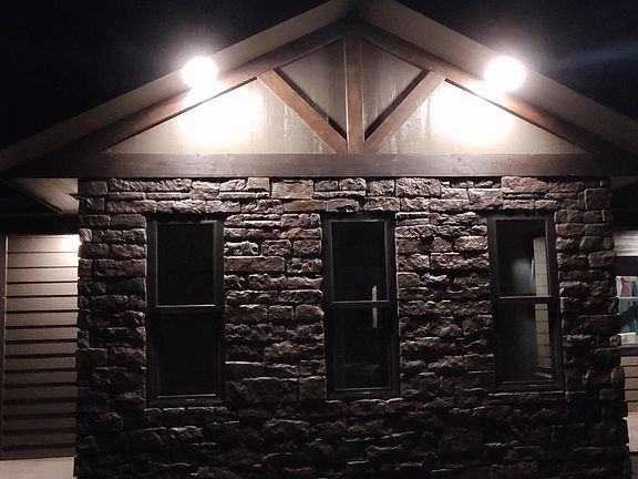 3rd image of 137 Angus Ranch Rd
