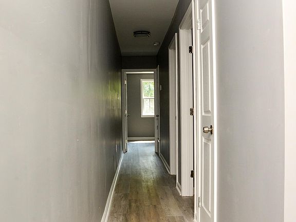 5th image of 3103 Yale Ave