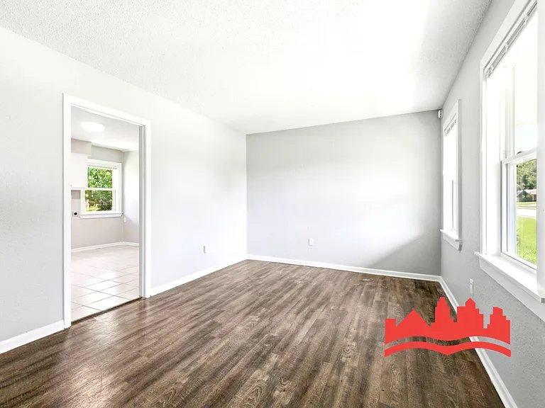3230 Sweet Springs Dr — Photo 9