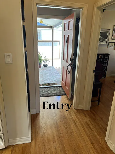 3 bed, 1330 sqft, $4,850 — Photo 2