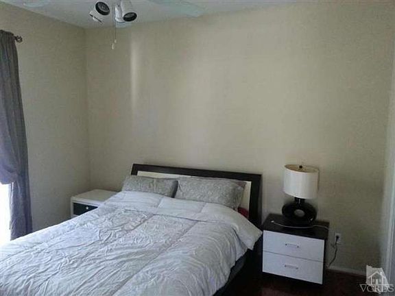 5th image of 5340 Gillespie St #908