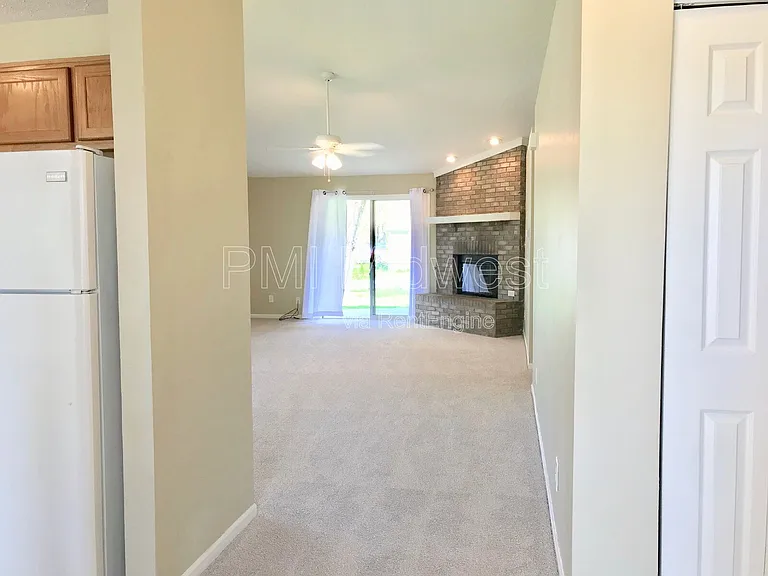 3215 Keystone Lakes Way — Photo 7