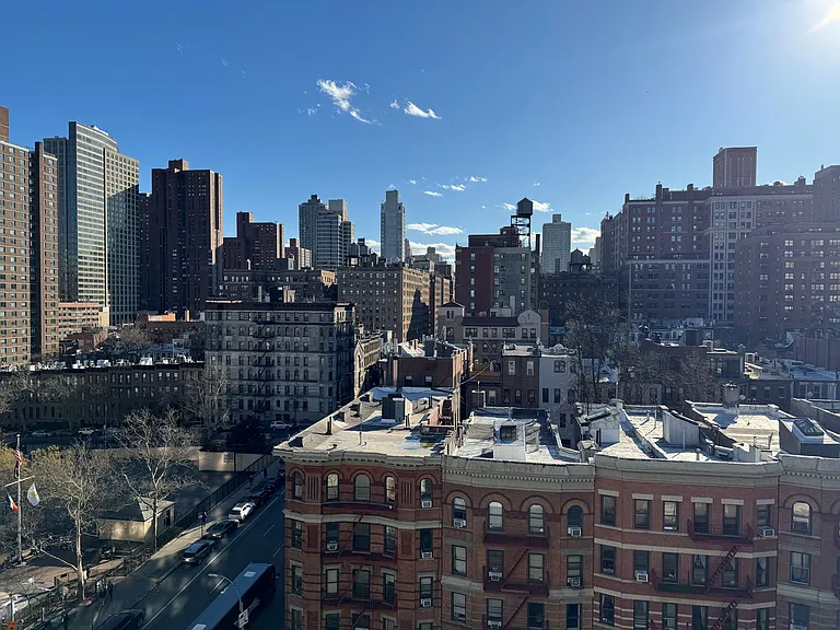 1500 Lexington Ave #12A — Photo 14