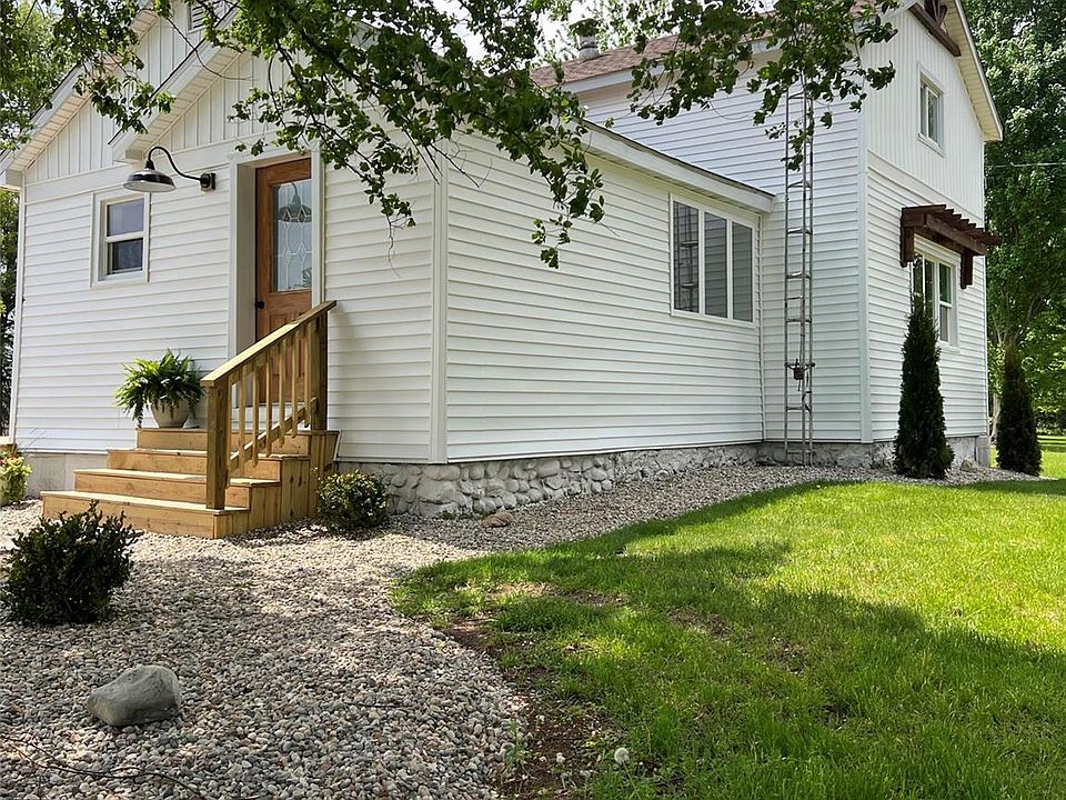 1st image of 12301 Niblock Rd