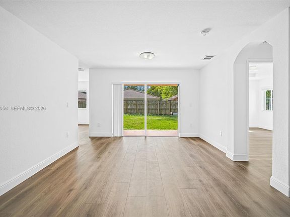 5th image of 13232 SW 283rd Ter