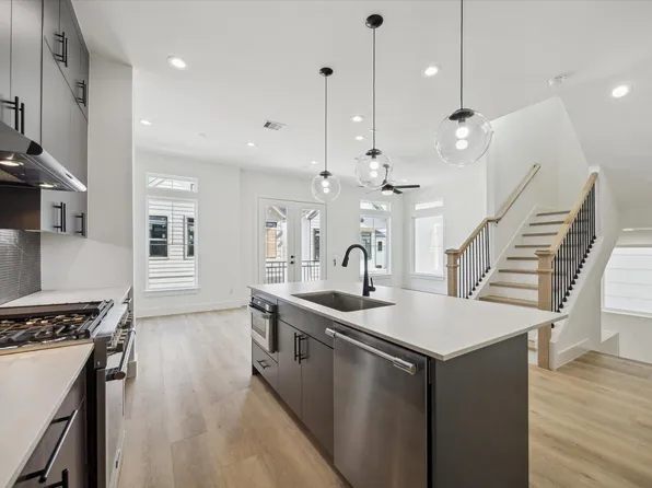 754 Curtin St, Houston, TX 77018