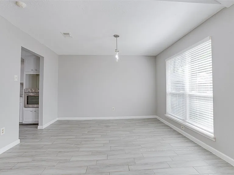 128 N Deerfoot Cir — Photo 12