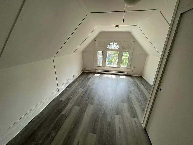 76 Park Ave #3 — Photo 4