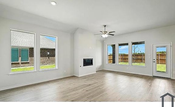 2nd image of 4191 Waldron Trl