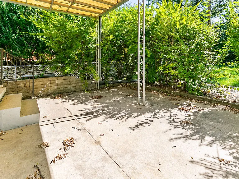 7517 Spring St — Photo 26
