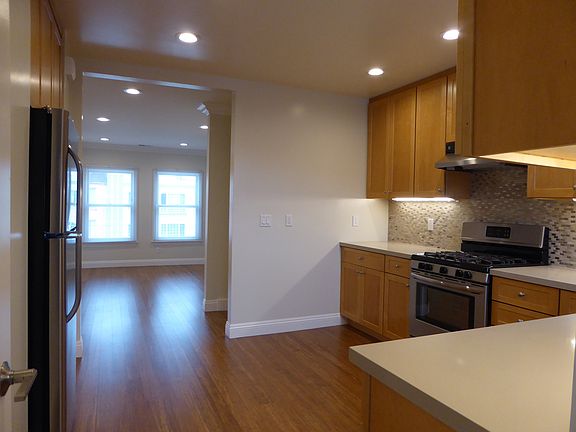 Kitchen - alternate view