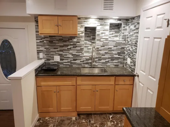 26 Blackhawk Ln #A, Burlingame, CA 94010