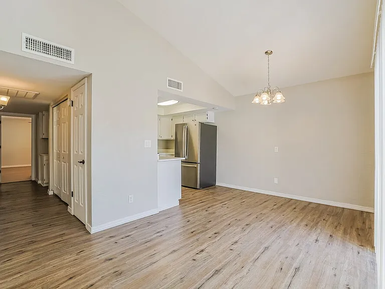 2243 E Forge Ave — Photo 6