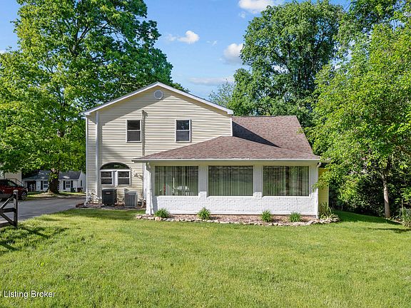 2nd image of 10011 Fern Creek Rd