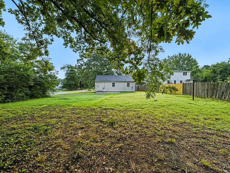 300 Marlin Dr — Photo 19