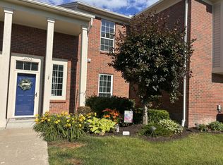 51713 Adler Park Dr W, Chesterfield, MI 48051