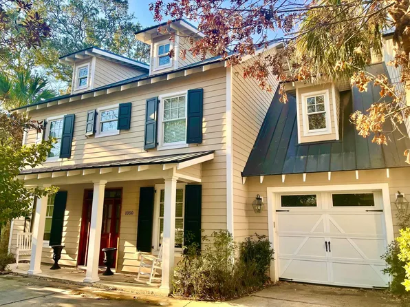 1050 Phillips Park Dr, Mount Pleasant, SC 29464