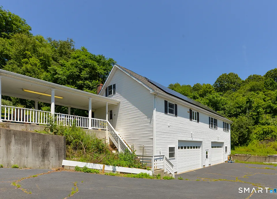 122 Purchase Brook Rd