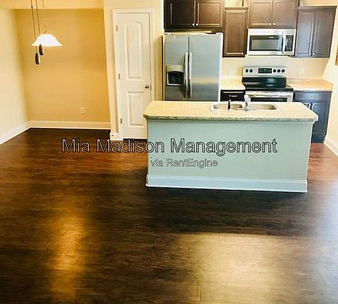 3rd image of 25 Abaco Ct