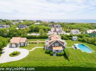 9 Hawks Cir, Nantucket, MA 02554