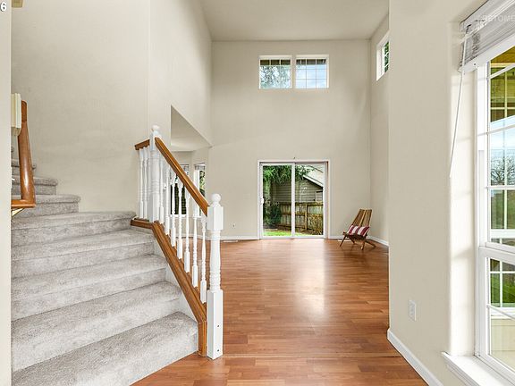 4th image of 22487 SW Meissinger Pl