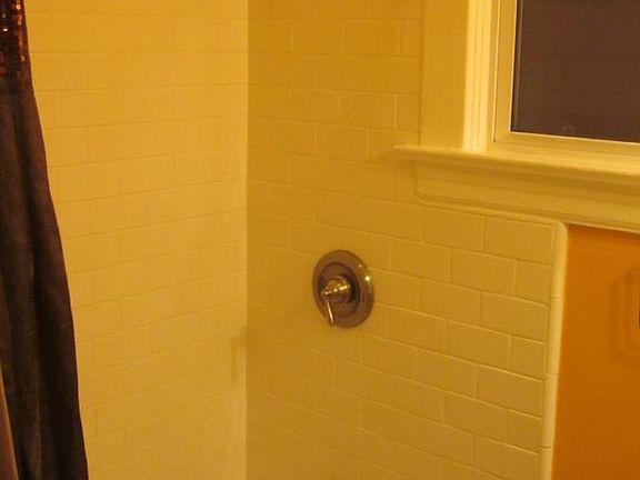 5th image of 23 Crescent Ave #23