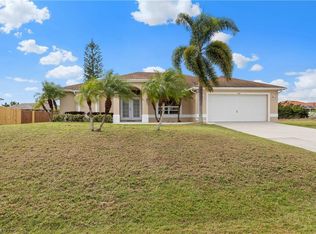 2118 NE 20th Ln, Cape Coral, FL 33909