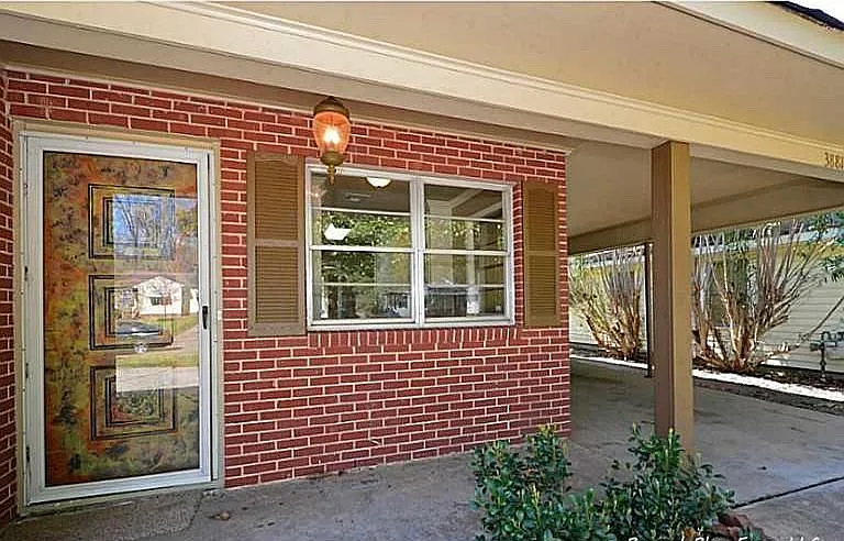 3881 Greenway Pl — Photo 17