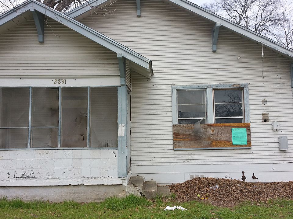 2nd image of 2831 Reed Ln