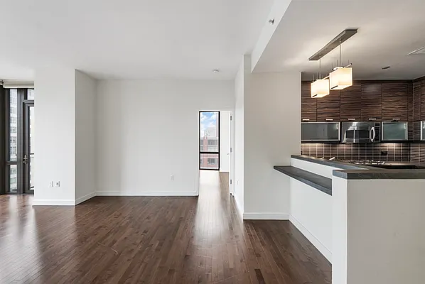 Rented by Compass | media 27