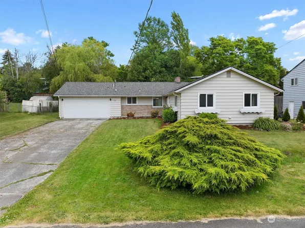 21816 13th Avenue S, Des Moines, WA 98198