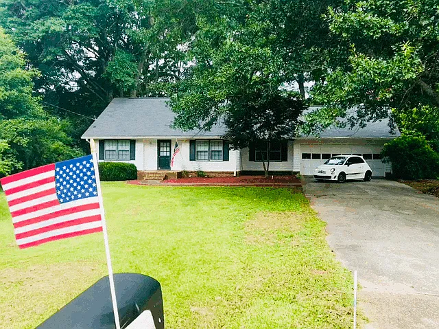 206 Ginger Cake Rd