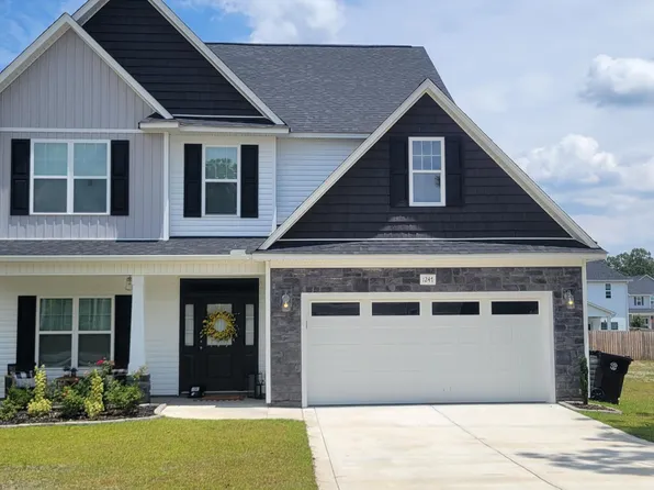 1247 Yellowwood Drive, Aberdeen, NC 28315
