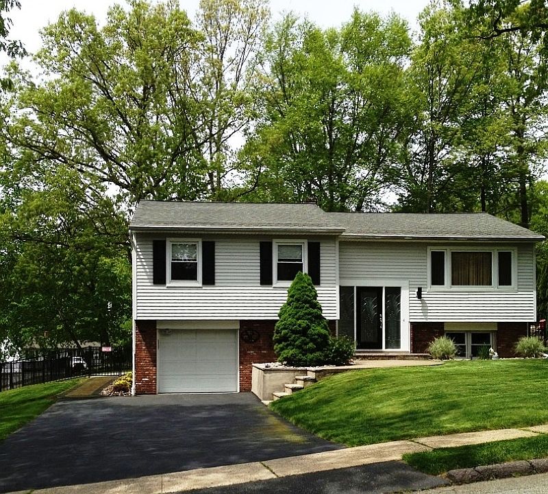 1st image of 7 Willow Rd