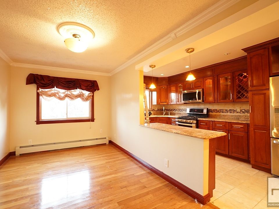1st image of 1438 E 85th St #2