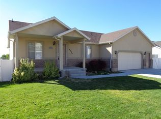 2530 S Cimmaron Dr, Springville, UT 84663