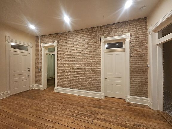 4th image of 624 E 4th Ave #A