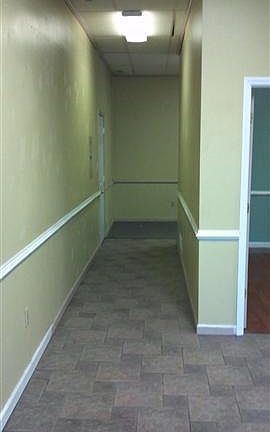 5th image of 715 & 711 E Pike St
