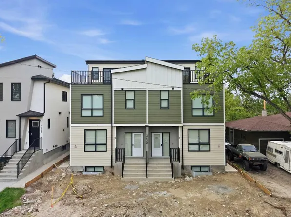 3432 Richmond Rd SW, Calgary, AB T3E 4N6