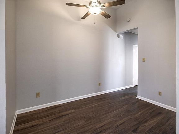 5th image of 2529 Rio Grande St #93