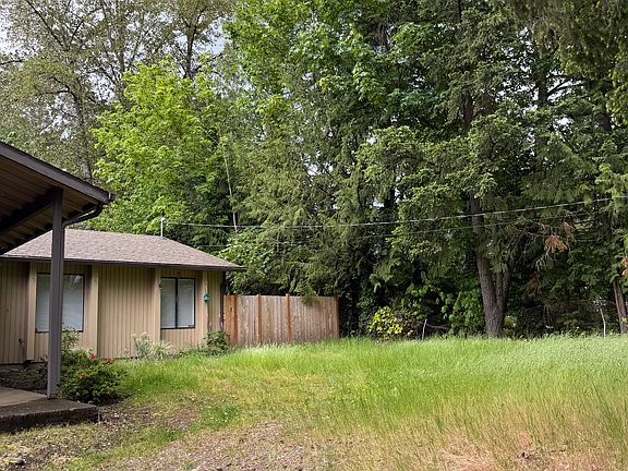 3rd image of 11407 SW 35th Ave