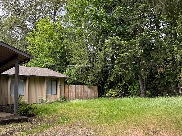 11407 SW 35th Ave — Photo 47