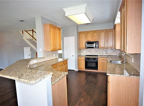 4th image of 11465 Snyder Dr