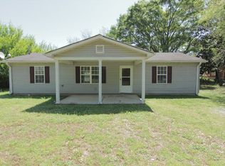 178 Yancey Rd, Arnoldsville, GA 30619