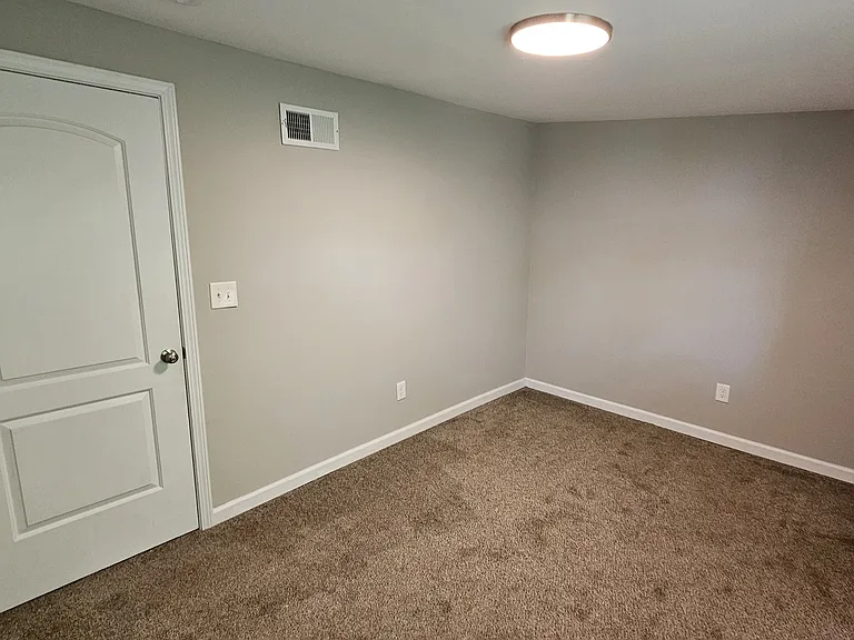 471 E Brandeis Ave #2 — Photo 42